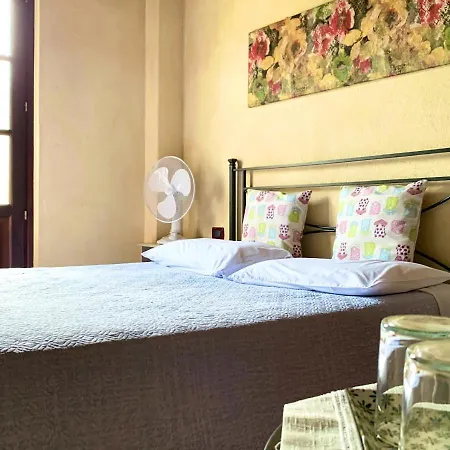 לינה וארוחת בוקר Cascina Foresto 3*