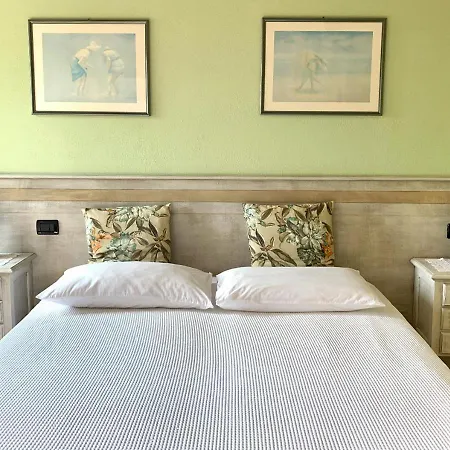 Bed and Breakfast Cascina Foresto 3*